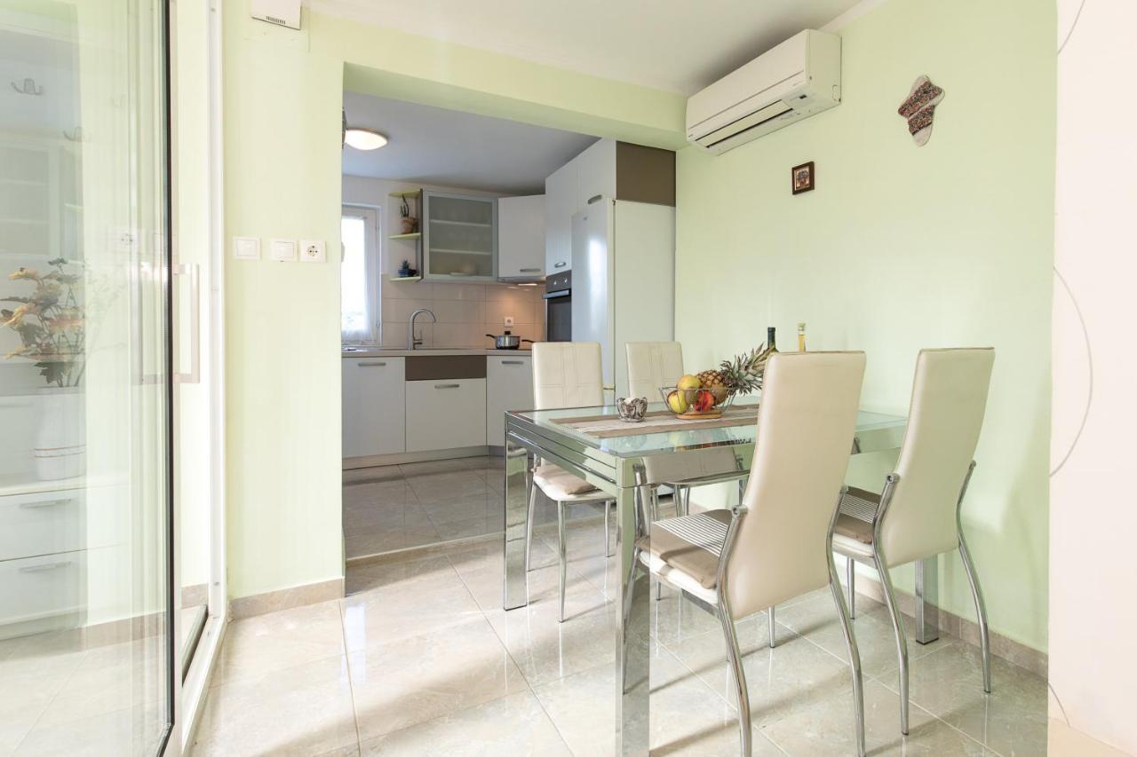 Beach Apartment Krk Town Buitenkant foto
