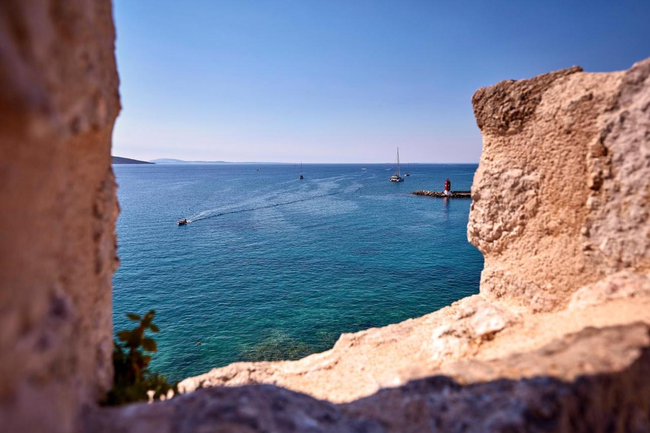 Beach Apartment Krk Town Buitenkant foto