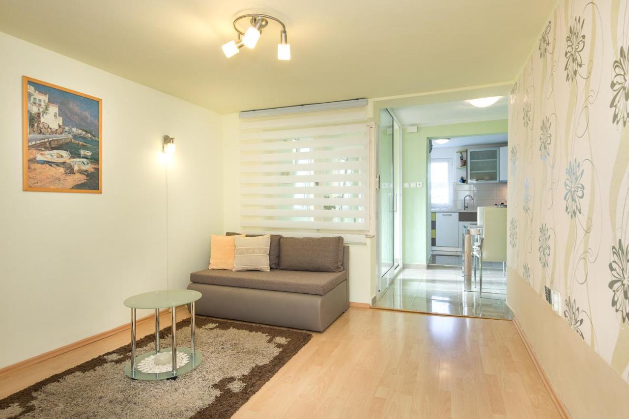 Beach Apartment Krk Town Buitenkant foto